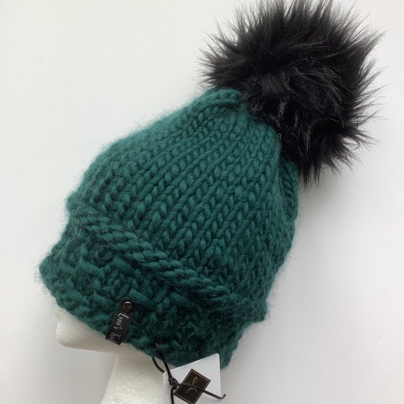 EAGLES - Handknit Philadelphia Eagles hats - many varieties to choose from! - Picture 2 of 7
